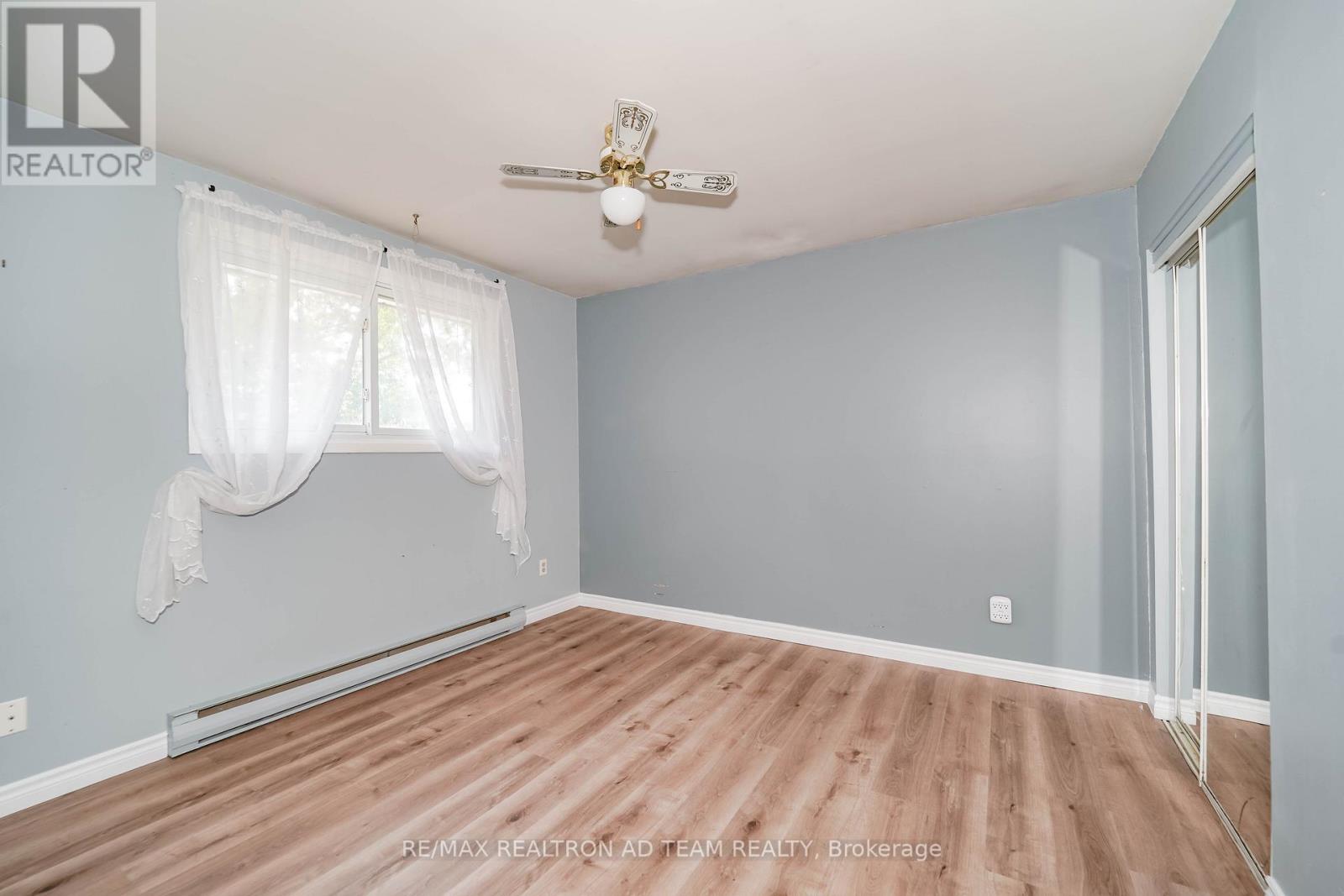 Photo 15 of 20 Little Avenue, Clarington ON