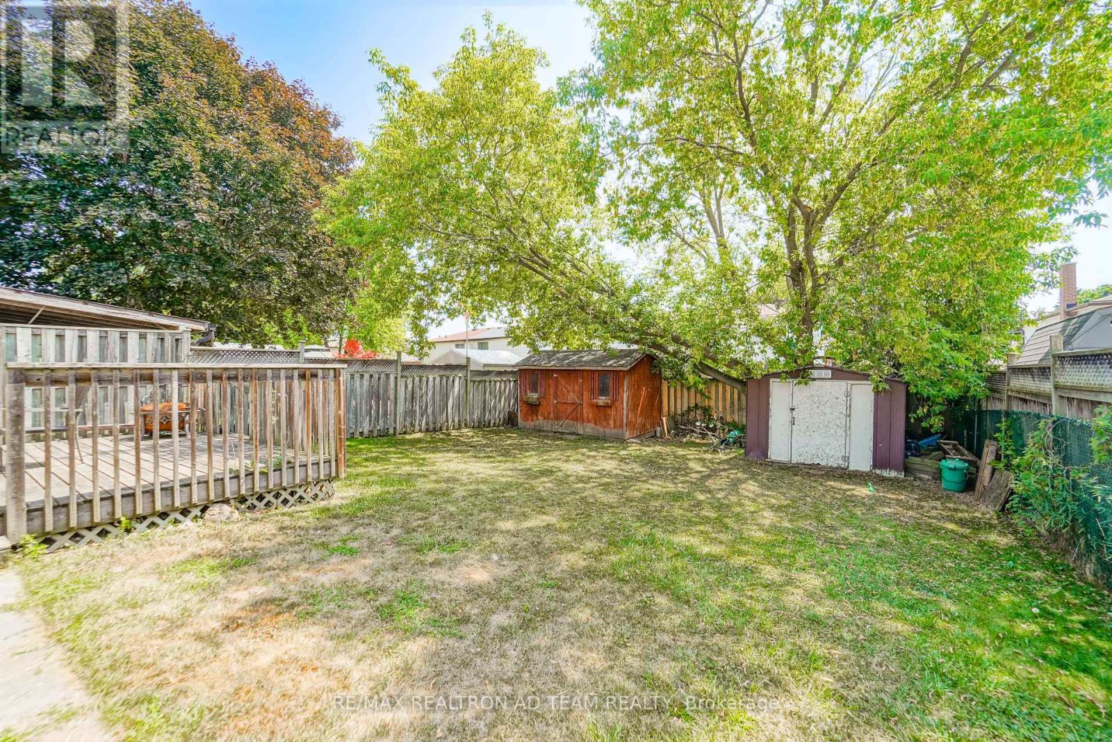 Photo 24 of 20 Little Avenue, Clarington ON