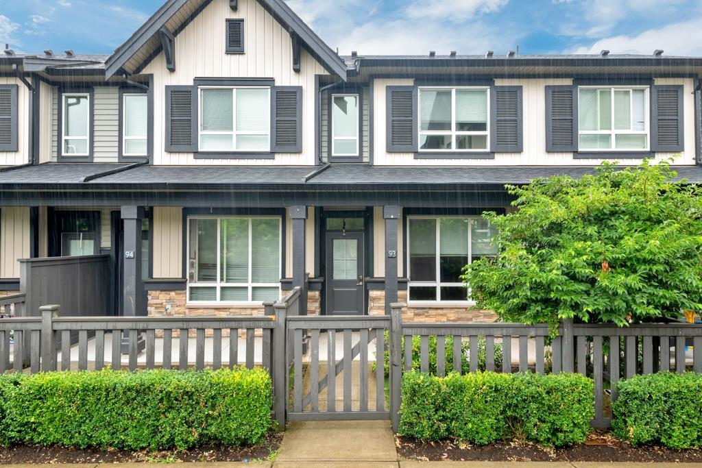 Photo 4 of 93 30930 Westridge Place, Abbotsford BC