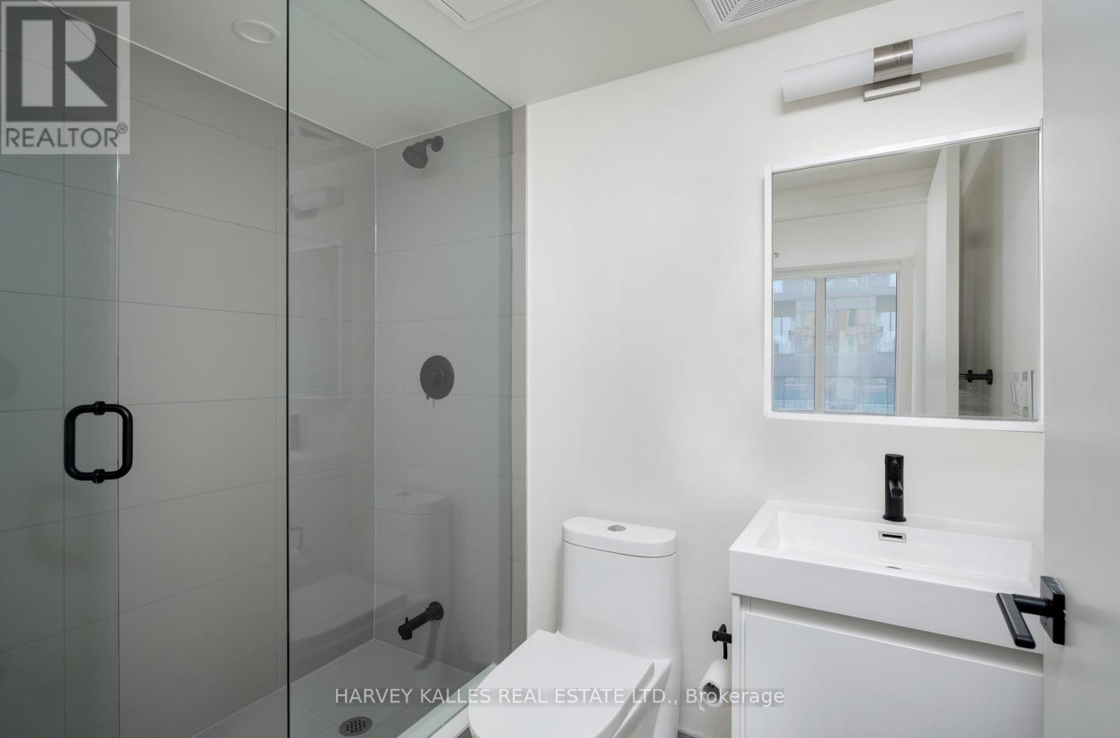 Photo 20 of 507 2 Augusta Avenue, Toronto ON