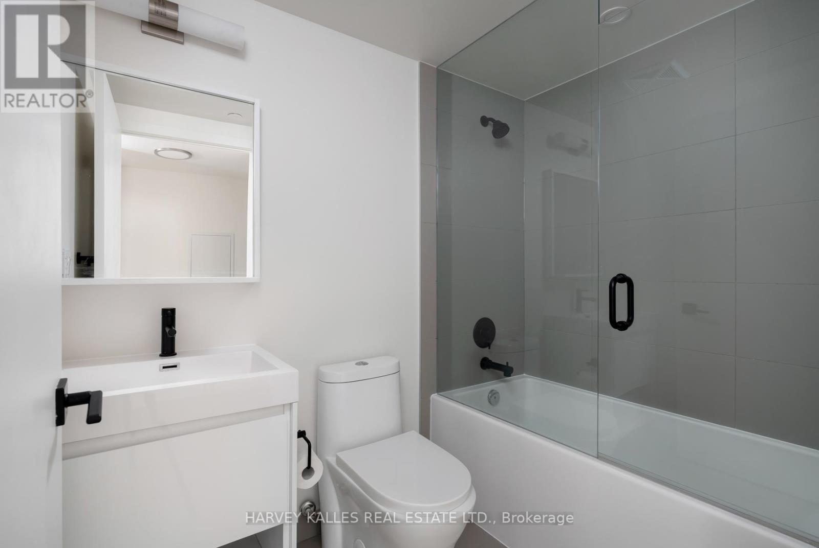 Photo 26 of 507 2 Augusta Avenue, Toronto ON