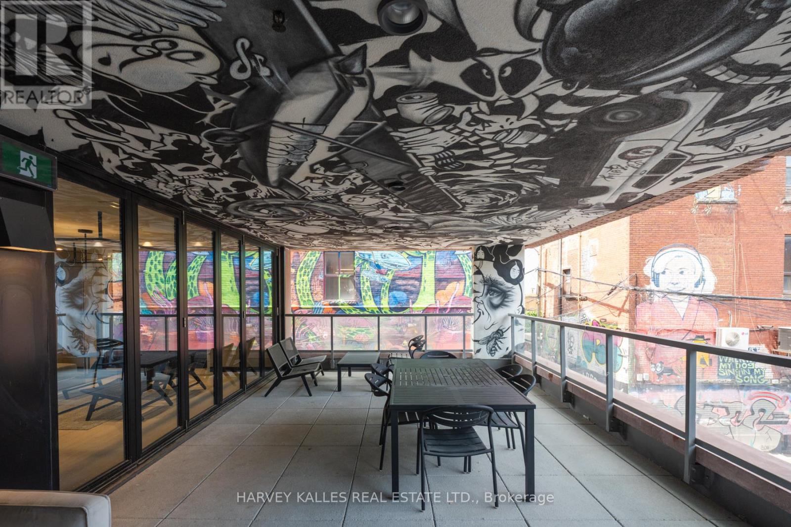 Photo 33 of 507 2 Augusta Avenue, Toronto ON