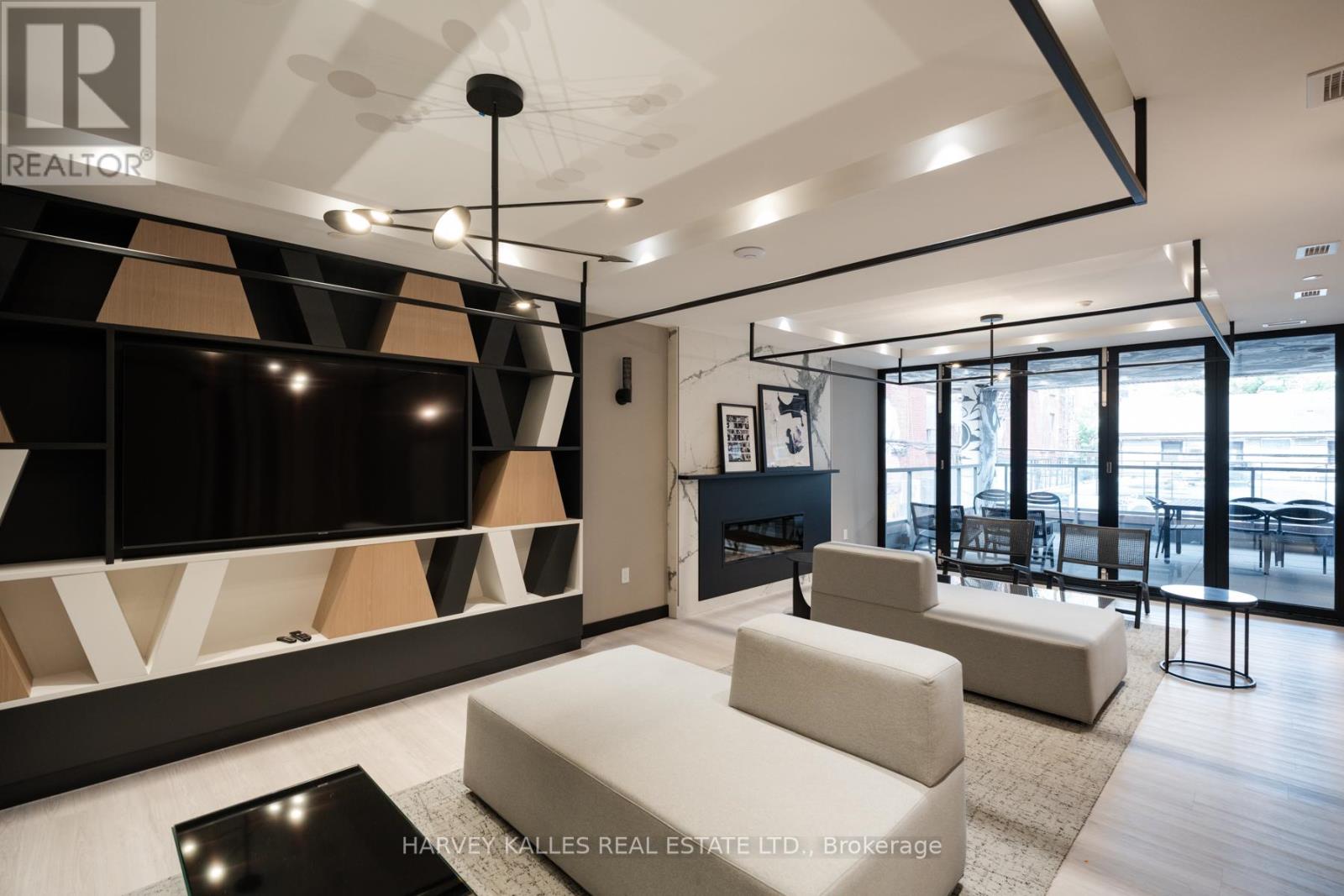 Photo 30 of 507 2 Augusta Avenue, Toronto ON