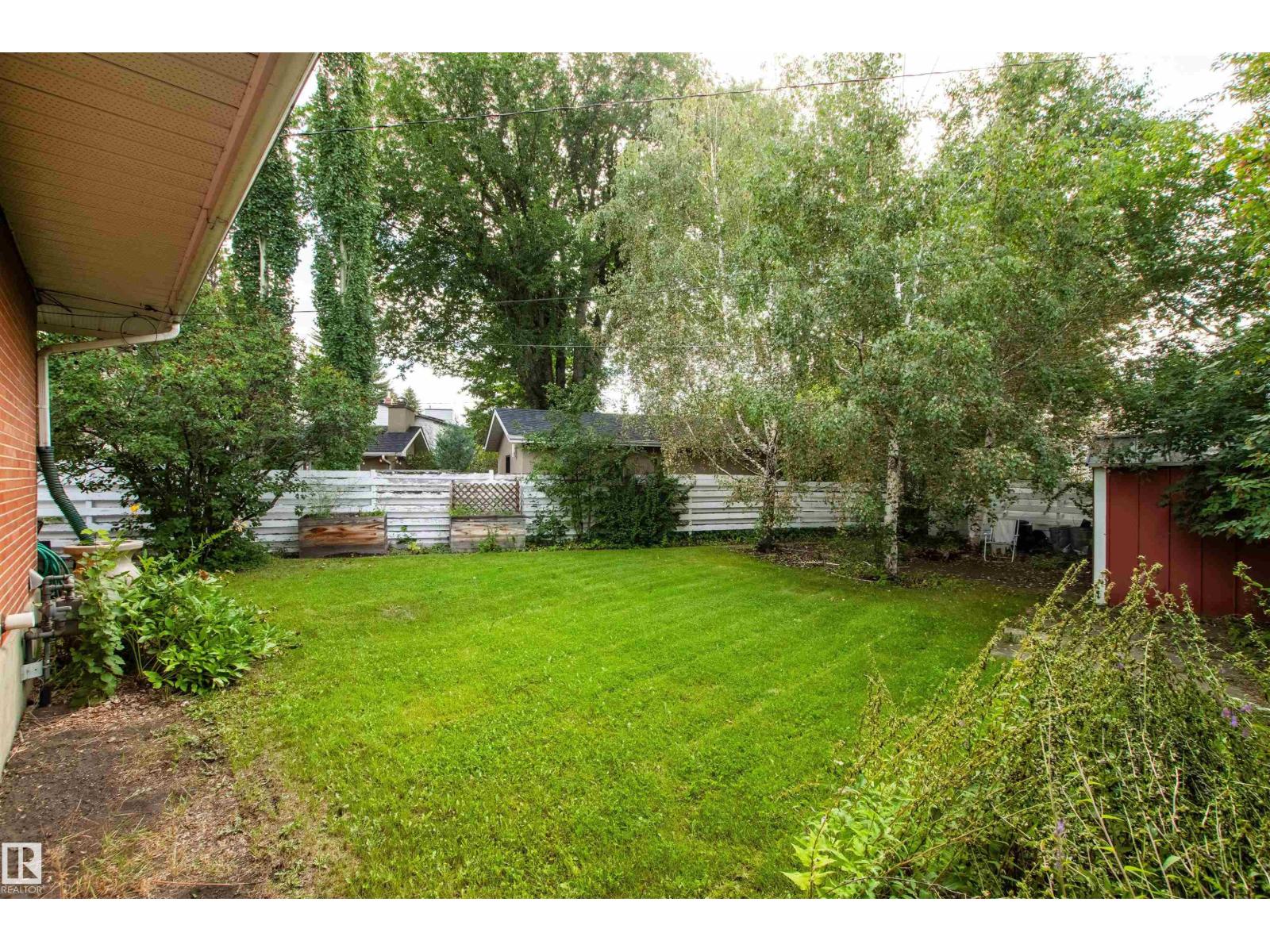 Photo 65 of 11819 75 Av Nw, Edmonton AB