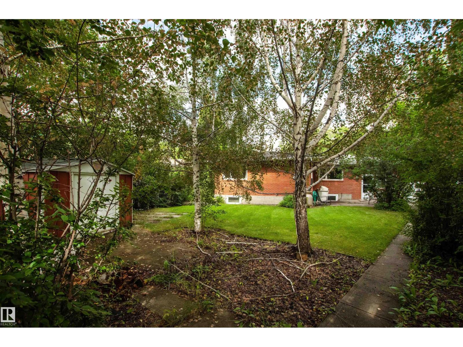 Photo 62 of 11819 75 Av Nw, Edmonton AB