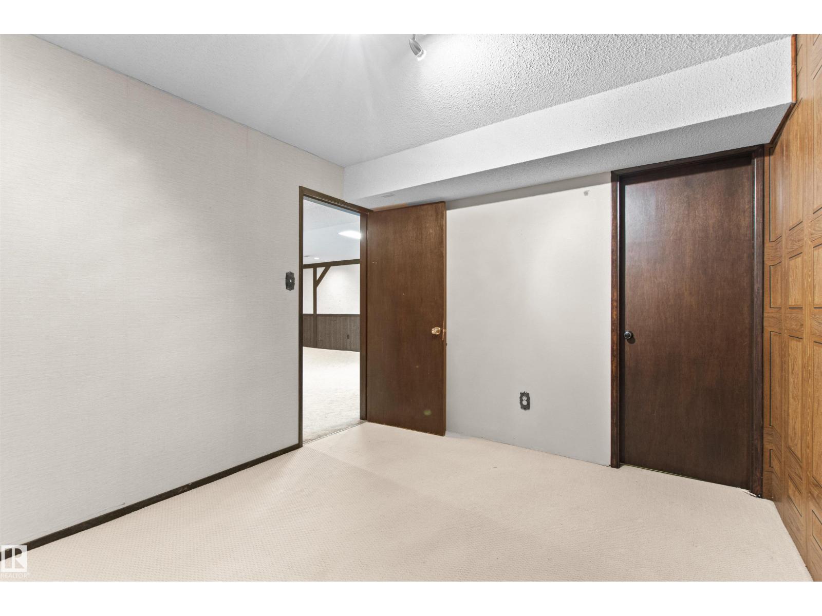 Photo 46 of 11819 75 Av Nw, Edmonton AB
