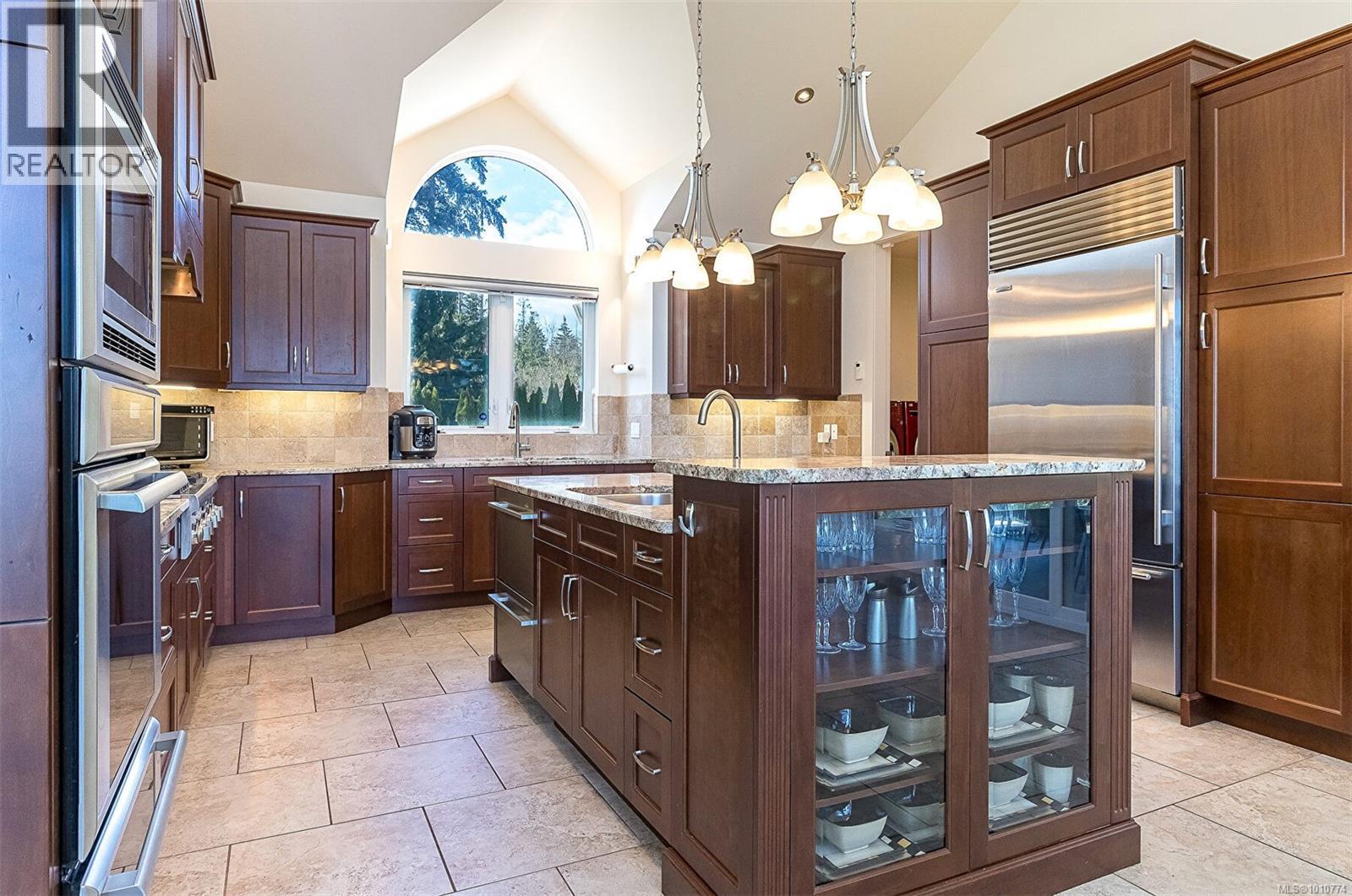 Photo 23 of 10801 Guilbride Dr, Ladysmith BC