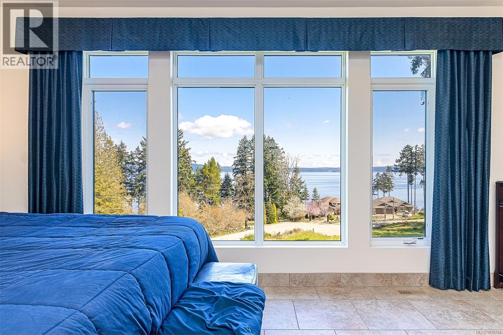 Photo 38 of 10801 Guilbride Dr, Ladysmith BC