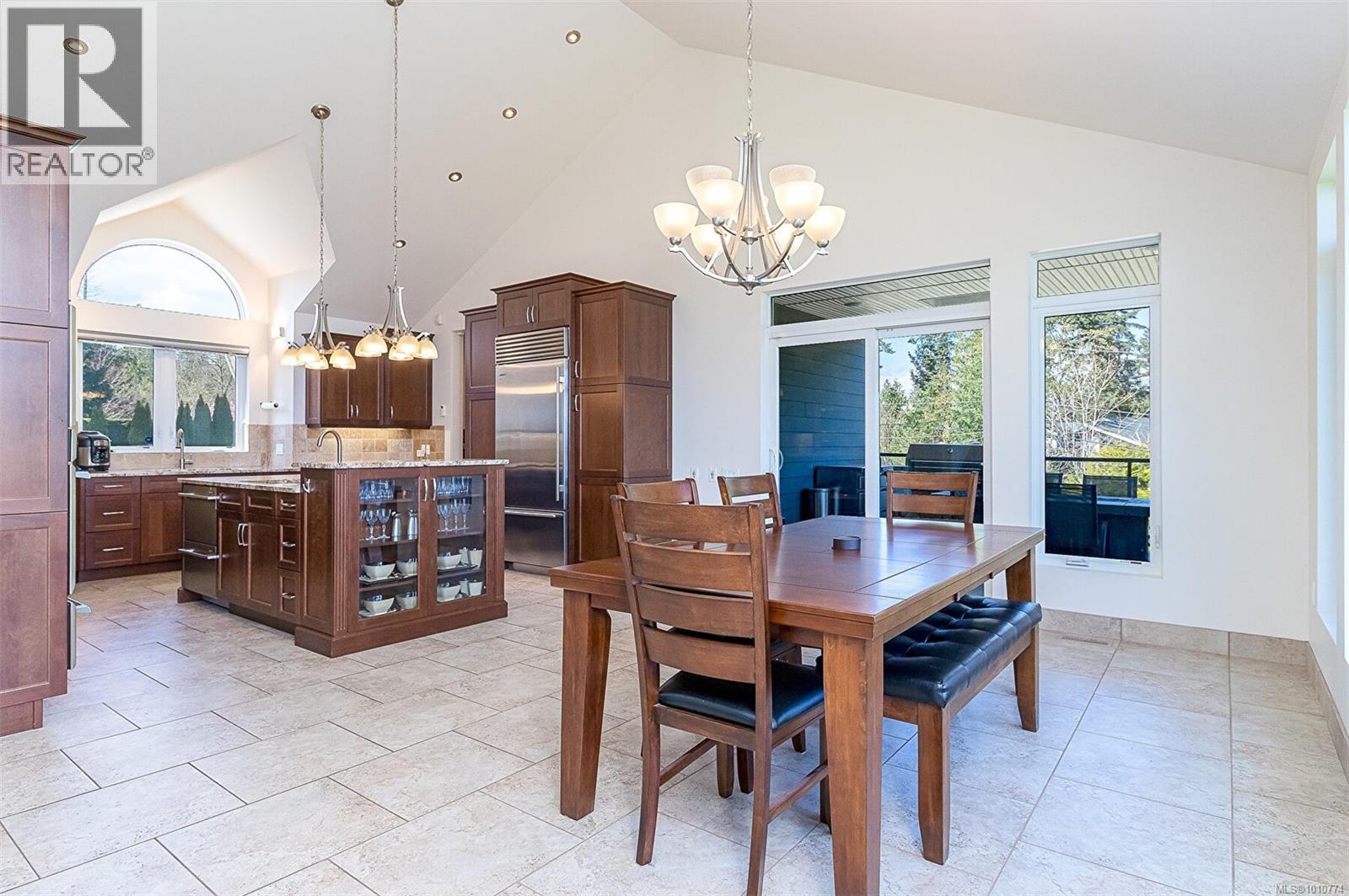 Photo 33 of 10801 Guilbride Dr, Ladysmith BC