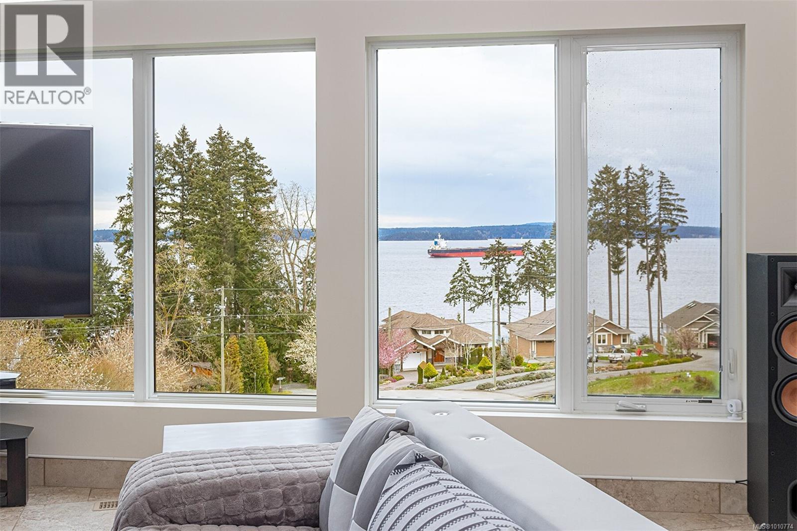 Photo 21 of 10801 Guilbride Dr, Ladysmith BC