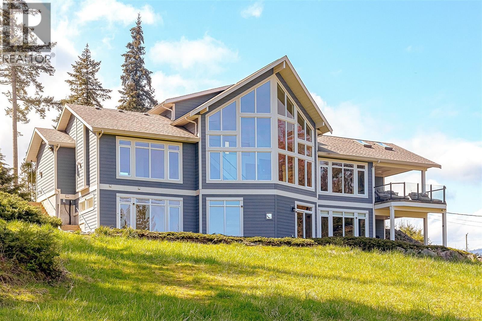 Photo 9 of 10801 Guilbride Dr, Ladysmith BC