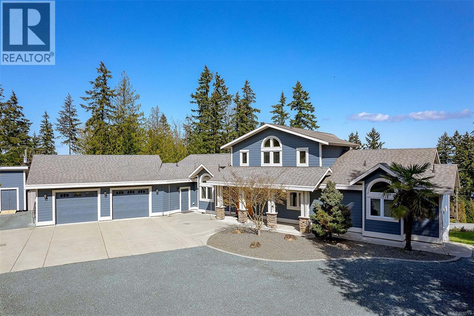Photo 1 of 10801 Guilbride Dr, Ladysmith BC
