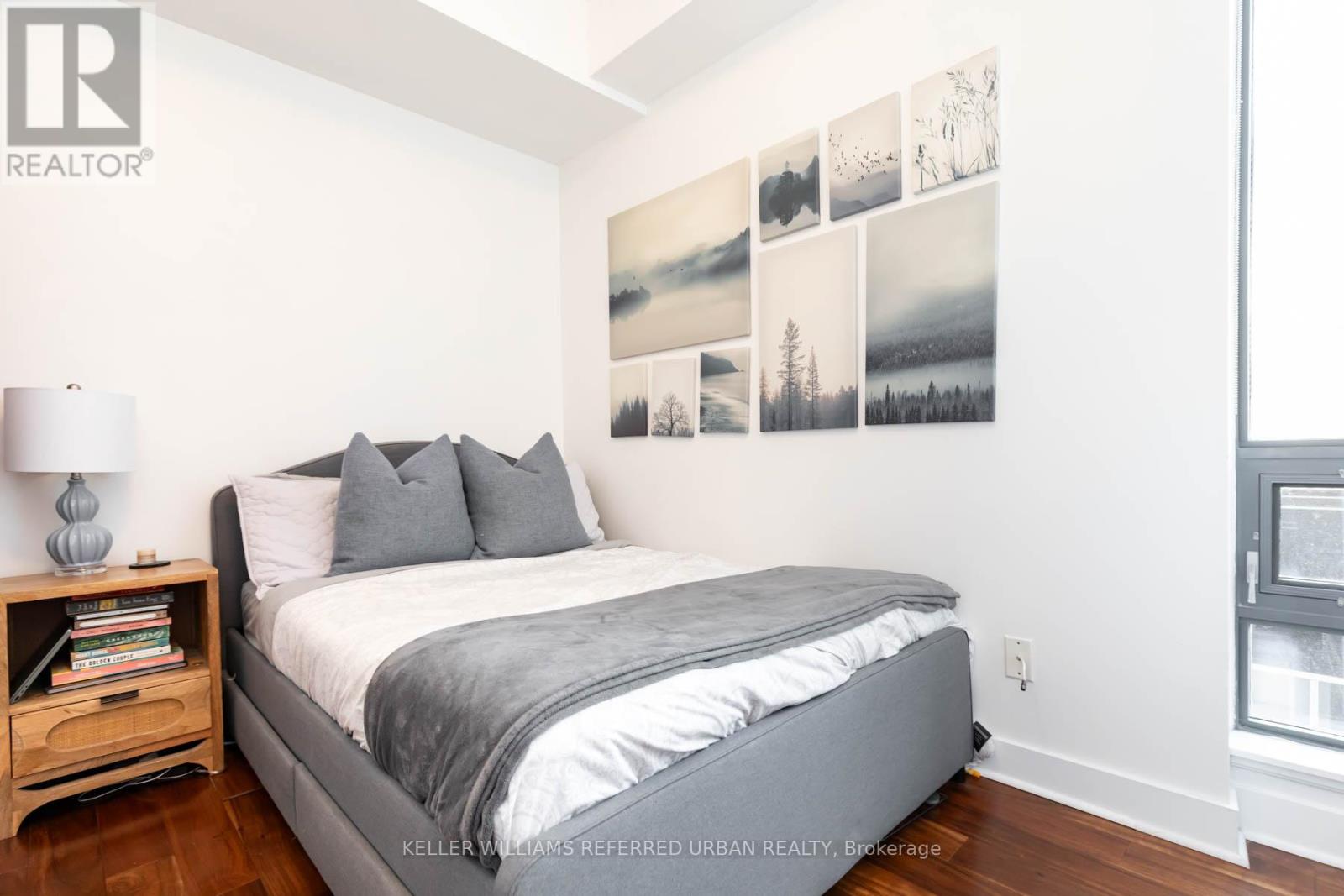 Photo 17 of 905 438 King Street W, Toronto ON