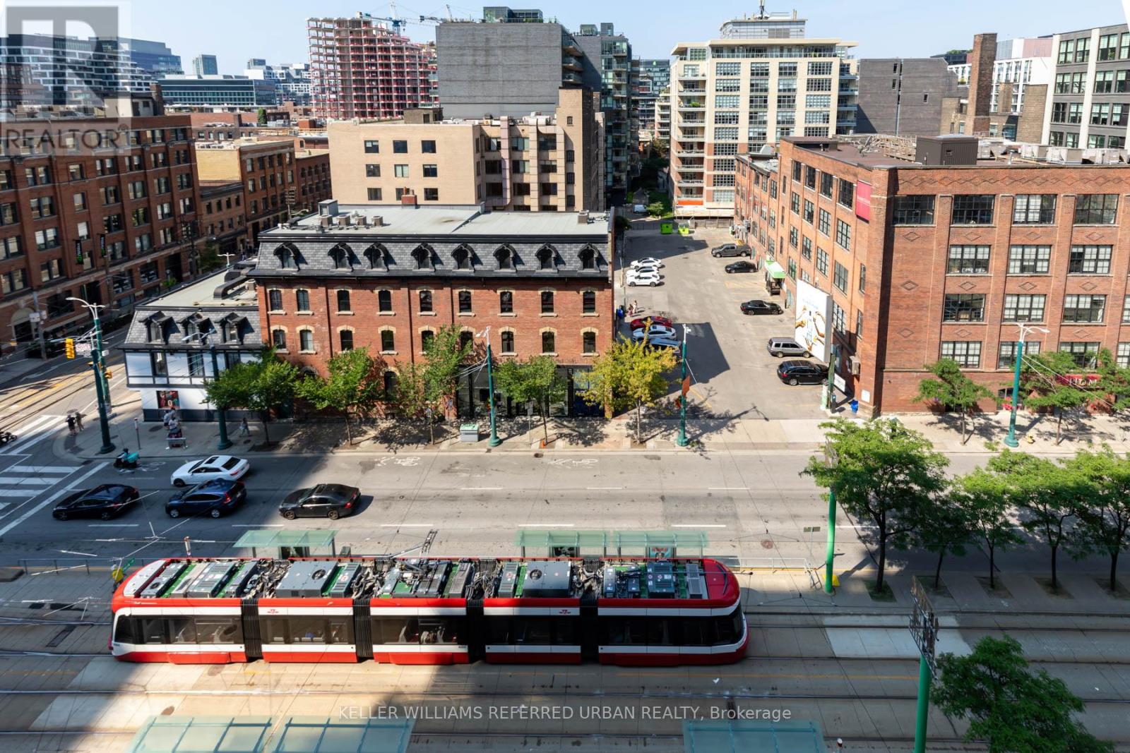 Photo 28 of 905 438 King Street W, Toronto ON
