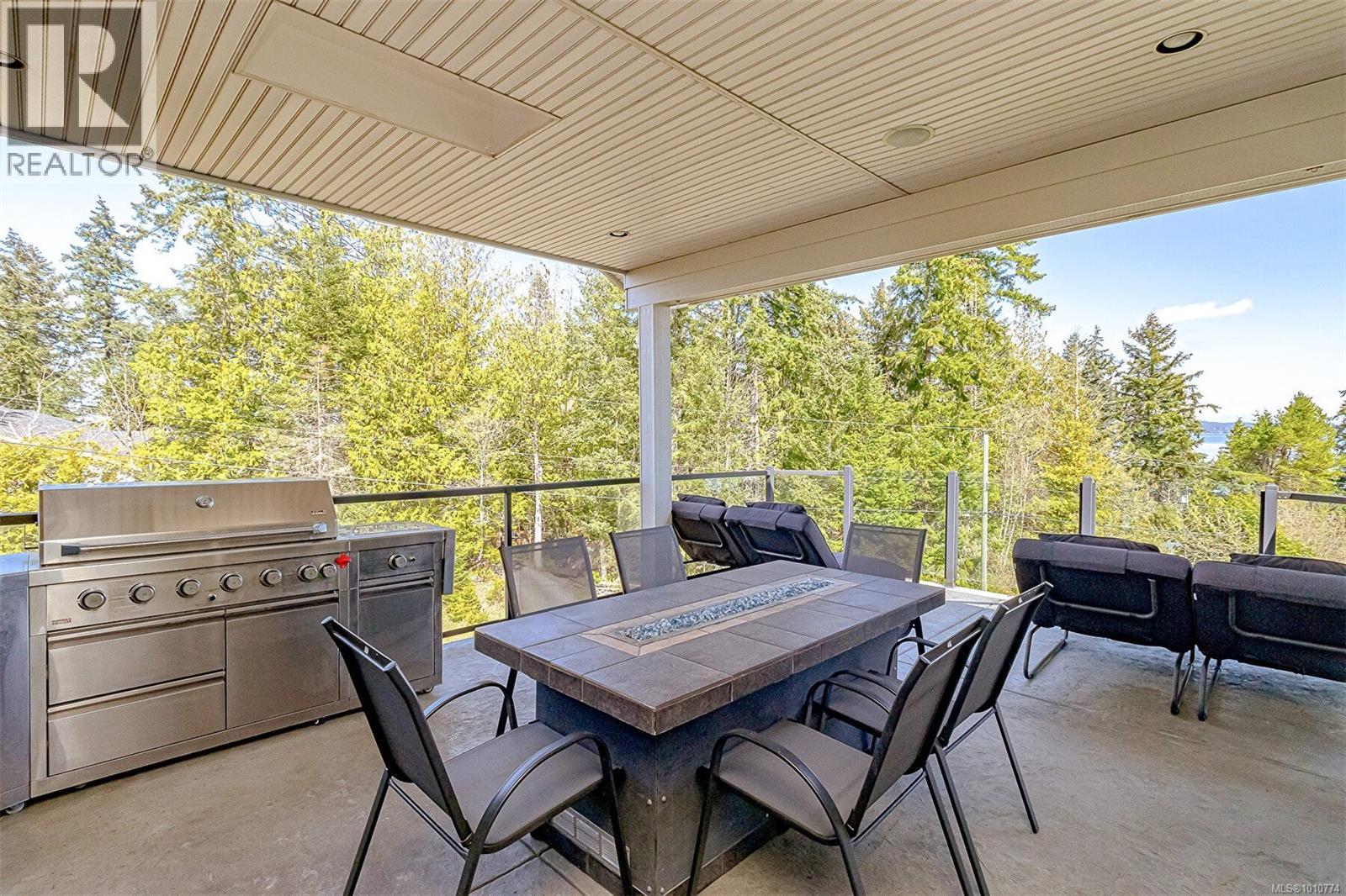 Photo 72 of 10801 Guilbride Dr, Ladysmith BC