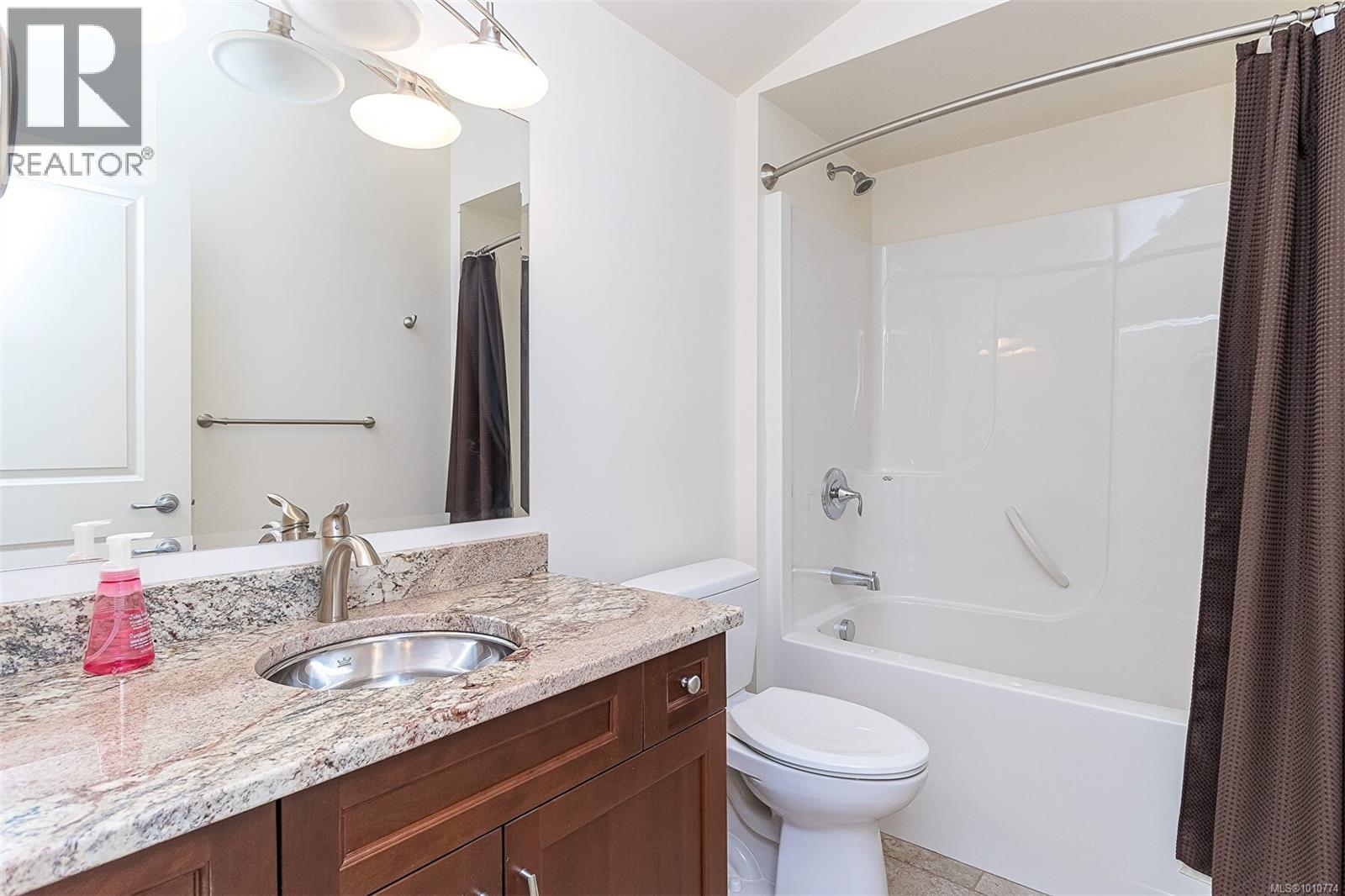 Photo 82 of 10801 Guilbride Dr, Ladysmith BC