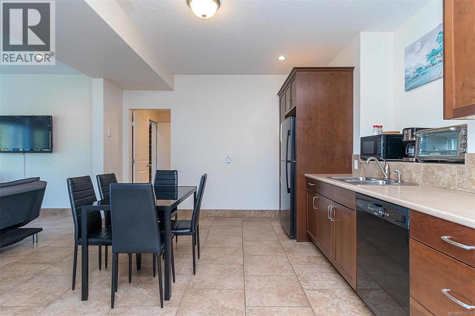 Photo 79 of 10801 Guilbride Dr, Ladysmith BC