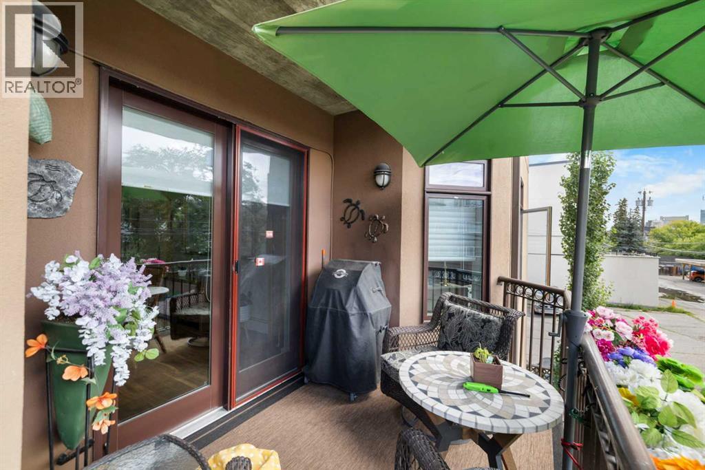 Single Family House for Sale in   Kensington Close NW Hillhurst Calgary 