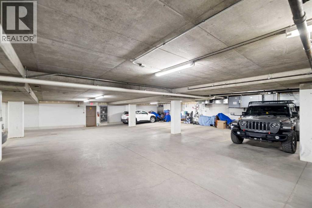 Single Family House for Sale in   Kensington Close NW Hillhurst Calgary 