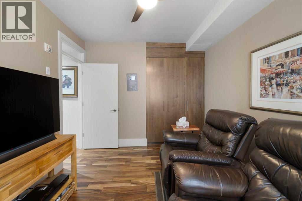 Single Family House for Sale in   Kensington Close NW Hillhurst Calgary 