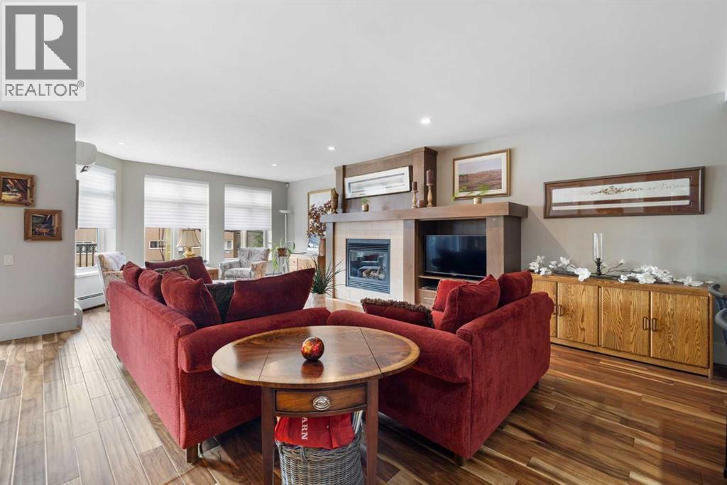 Single Family House for Sale in   Kensington Close NW Hillhurst Calgary 