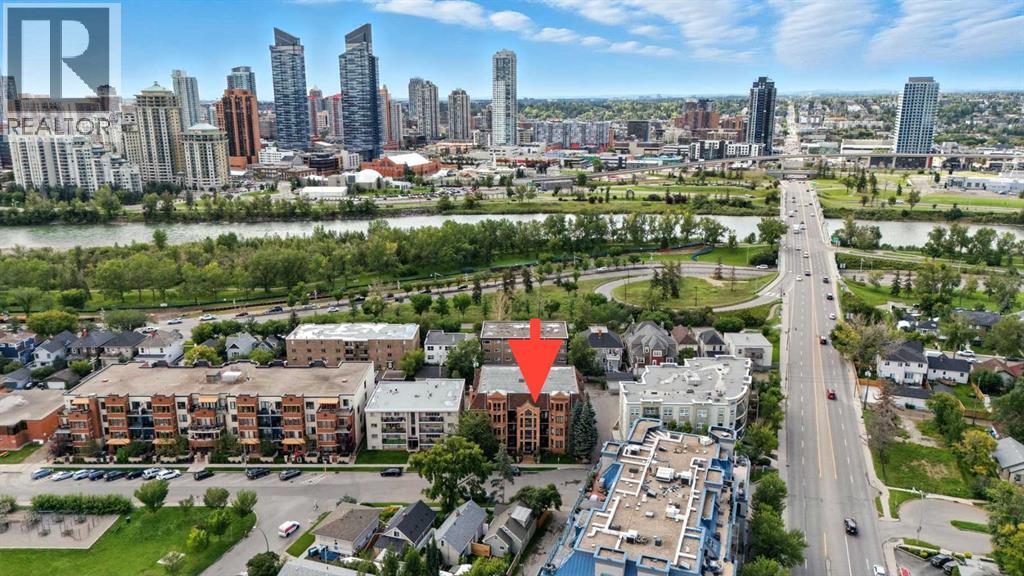 Single Family House for Sale in   Kensington Close NW Hillhurst Calgary 