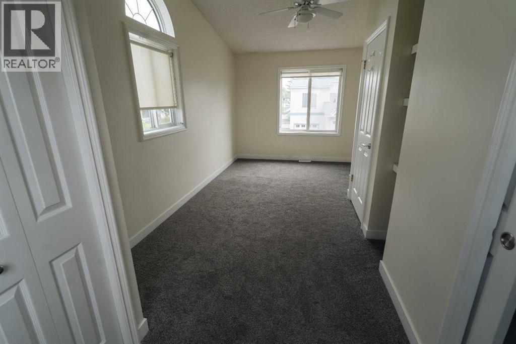 Single Family House for Sale in  Whitmire Villas NE Whitehorn Calgary 