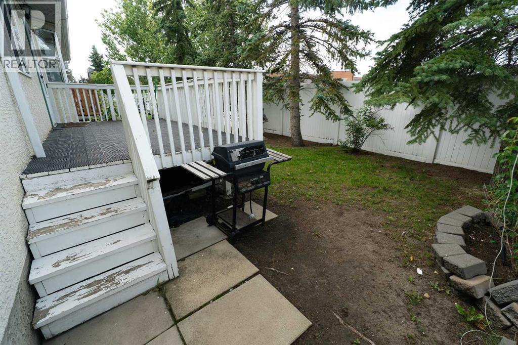 Single Family House for Sale in  Whitmire Villas NE Whitehorn Calgary 