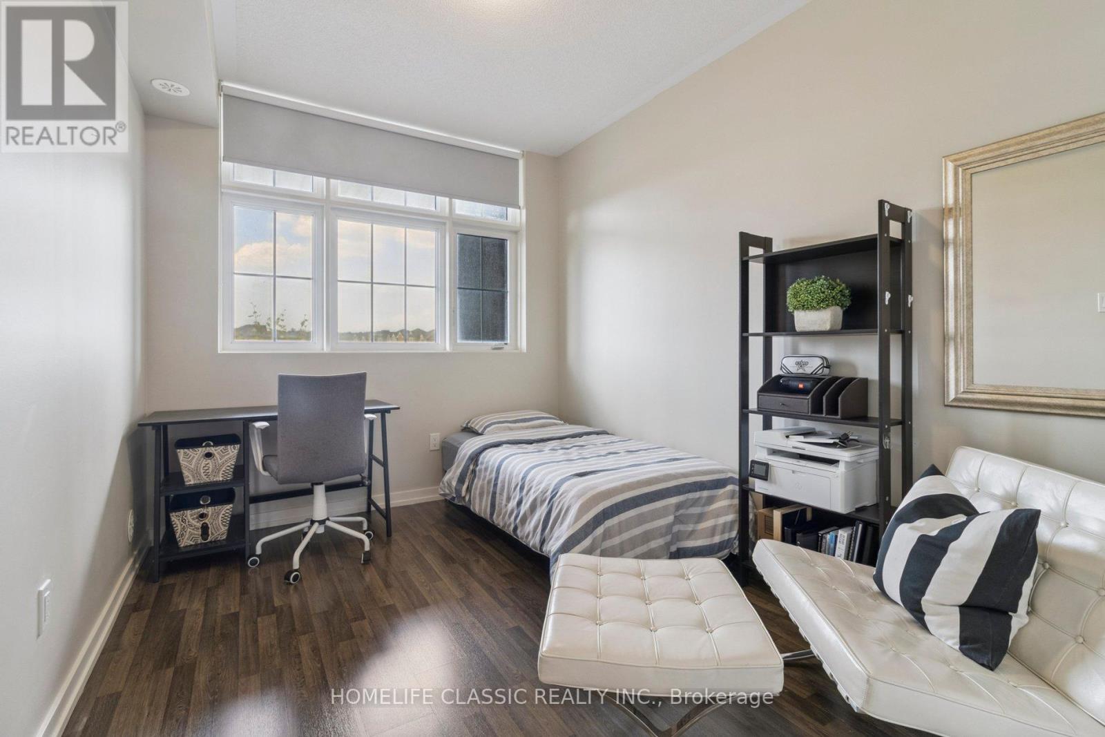 Photo 9 of 234 7 Bellcastle Gate, Whitchurchstouffville ON