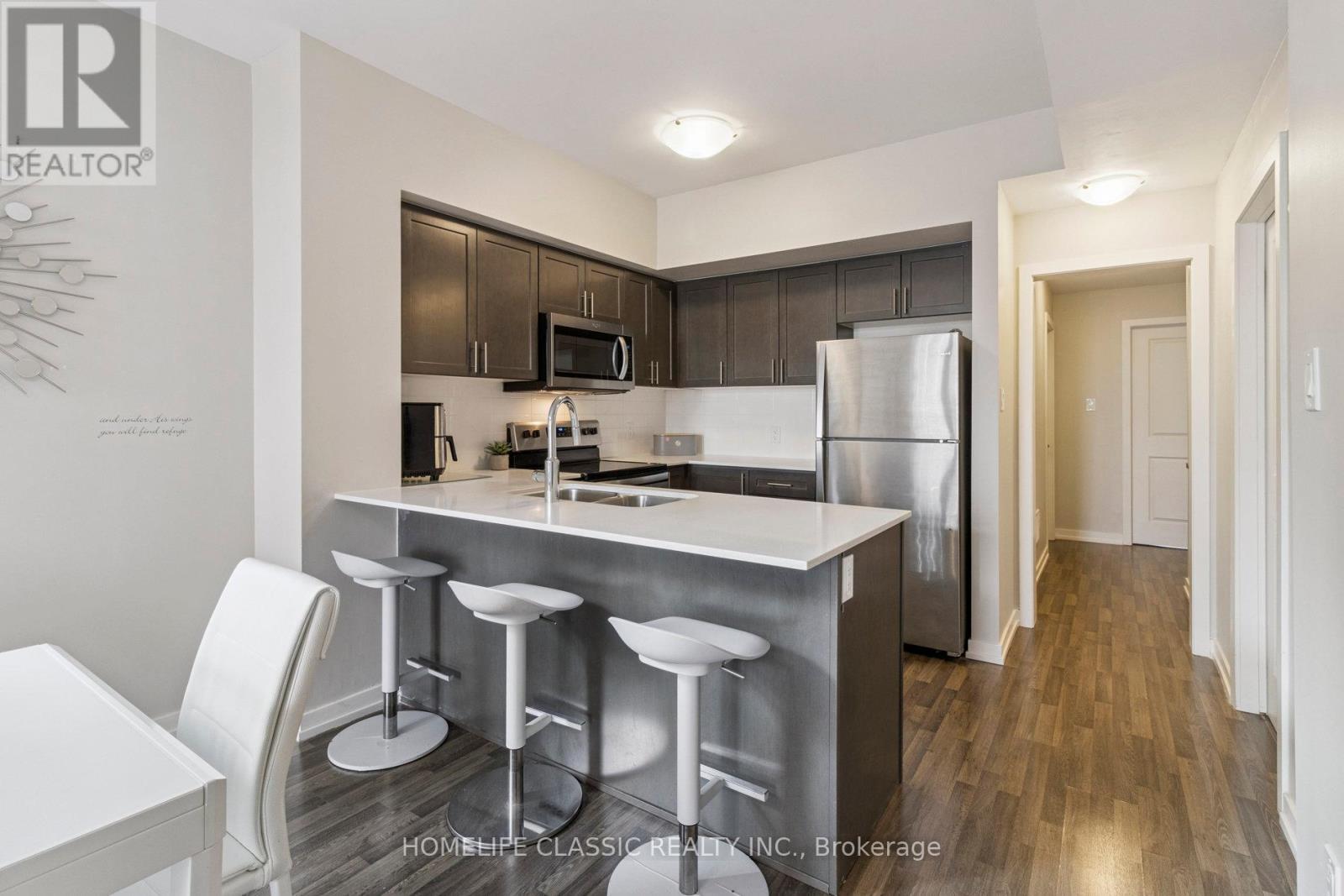 Photo 2 of 234 7 Bellcastle Gate, Whitchurchstouffville ON