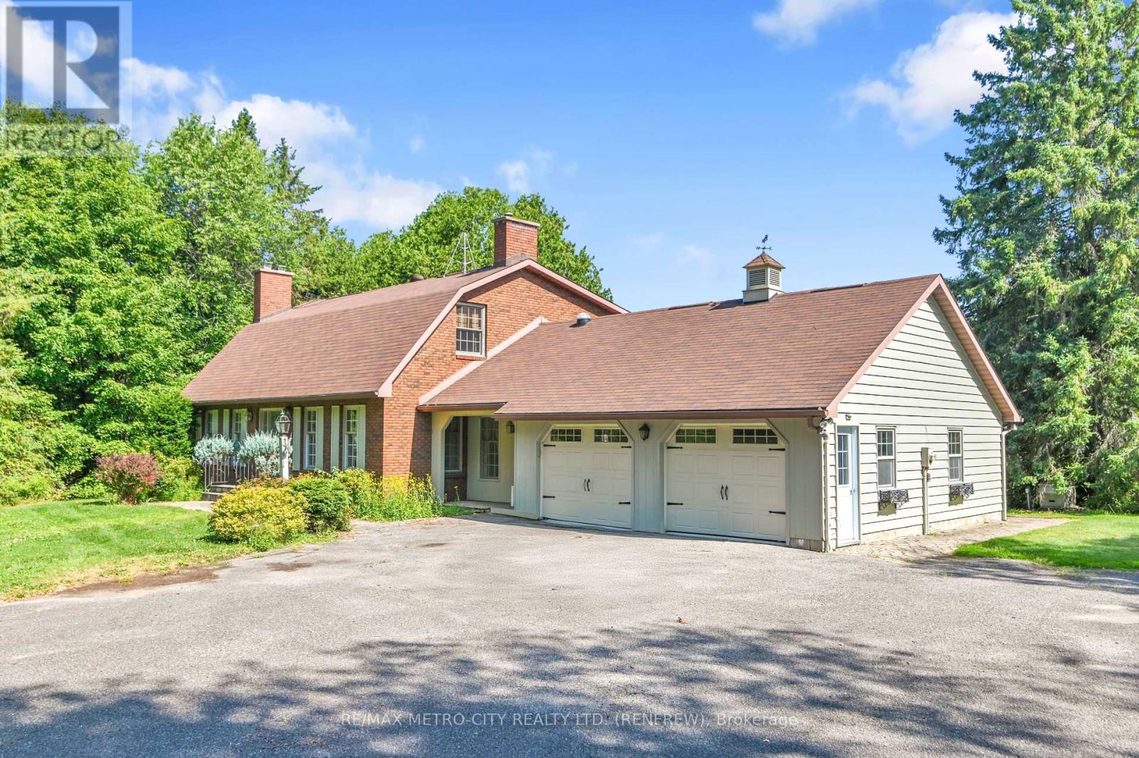 Photo 2 of 2928 Burnstown Road, Horton ON