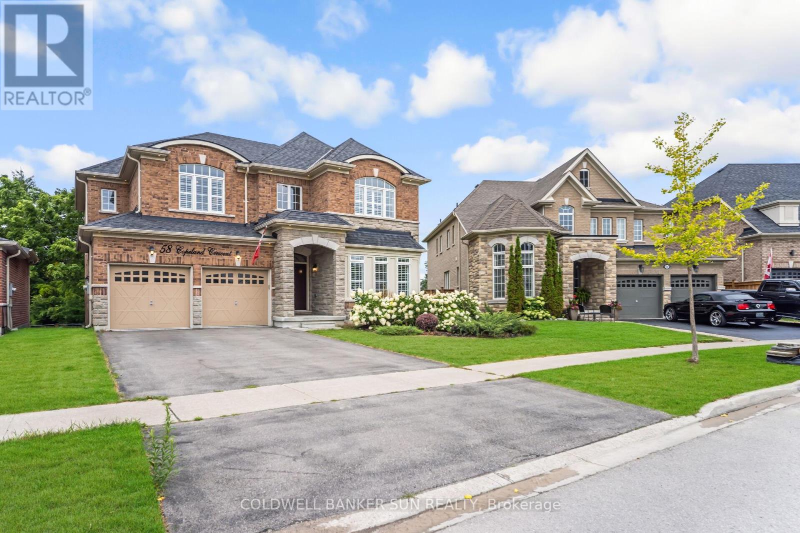 Photo 4 of 58 Copeland Crescent, Innisfil ON