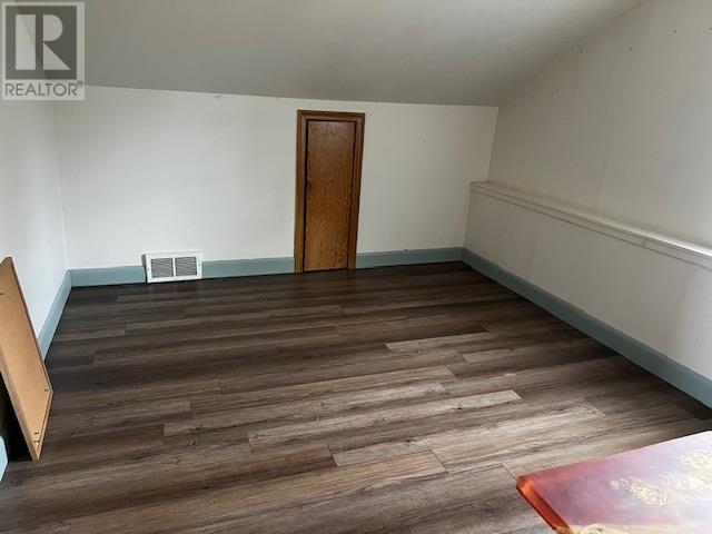 Photo 13 of 314 Cumberland St, Thunder Bay ON