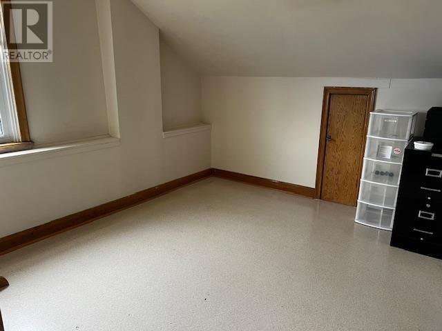 Photo 14 of 314 Cumberland St, Thunder Bay ON