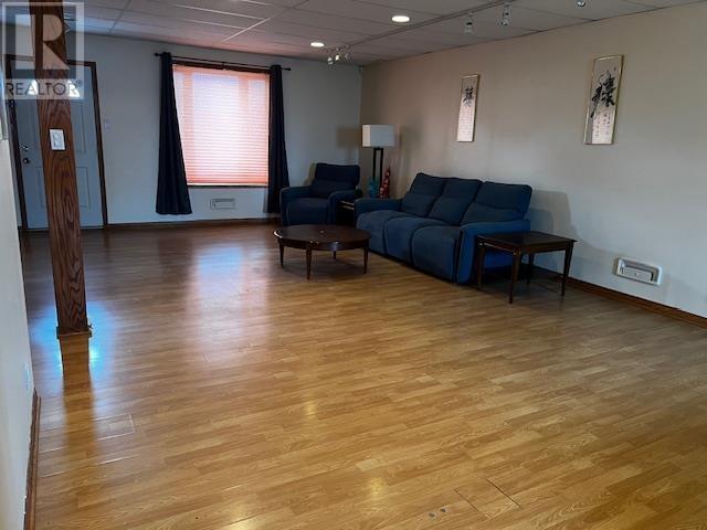 Photo 17 of 314 Cumberland St, Thunder Bay ON