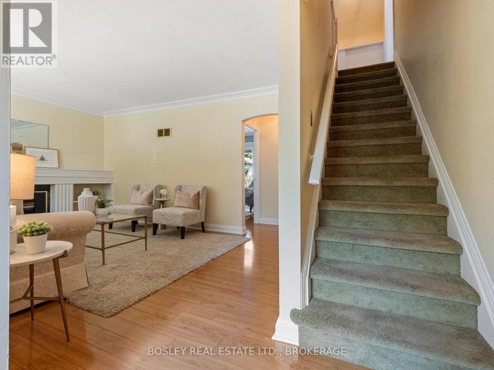 Photo 8 of 10 Cameron Road, St Catharines ON