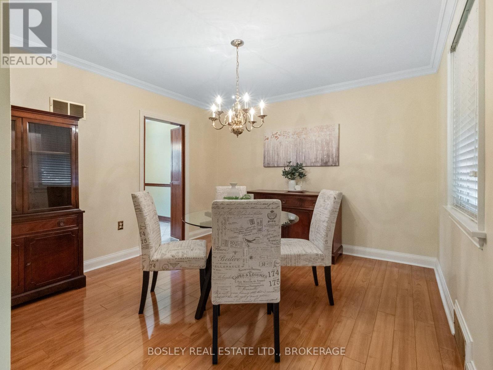 Photo 16 of 10 Cameron Road, St Catharines ON
