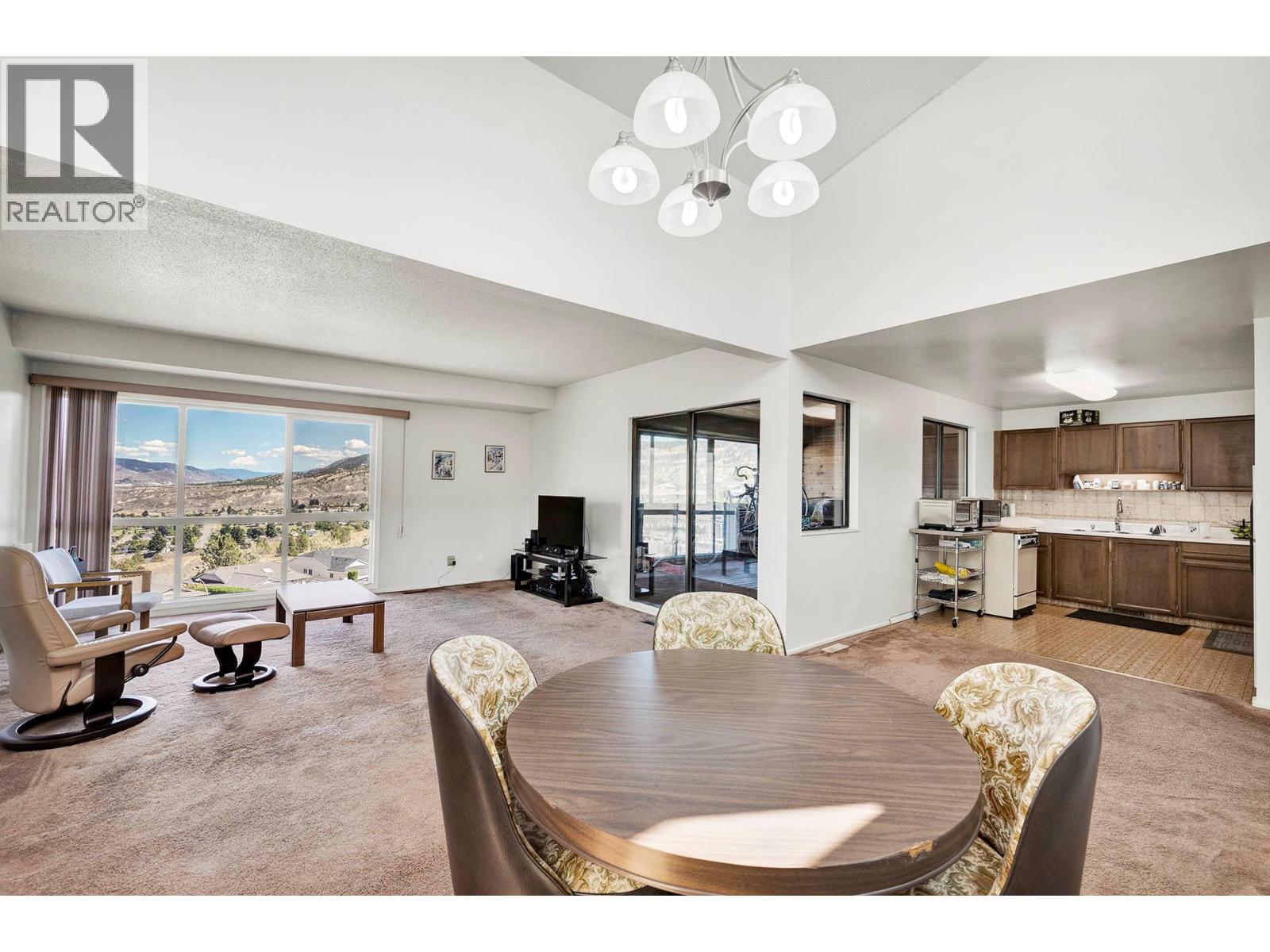 #33 137 MCGILL ROAD - 11