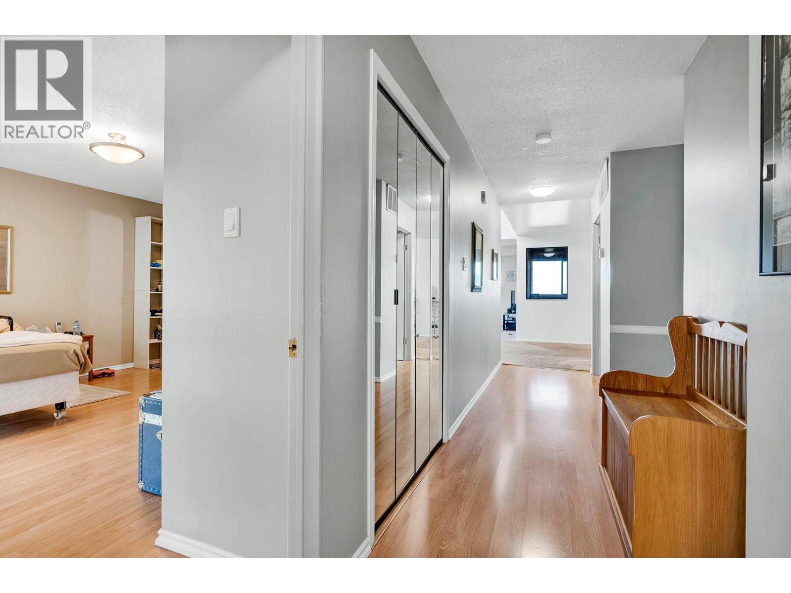 #33 137 MCGILL ROAD - 26