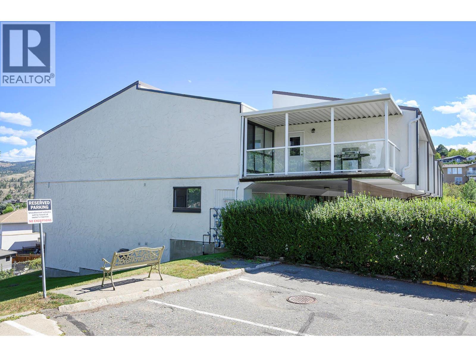 #33 137 MCGILL ROAD - 33