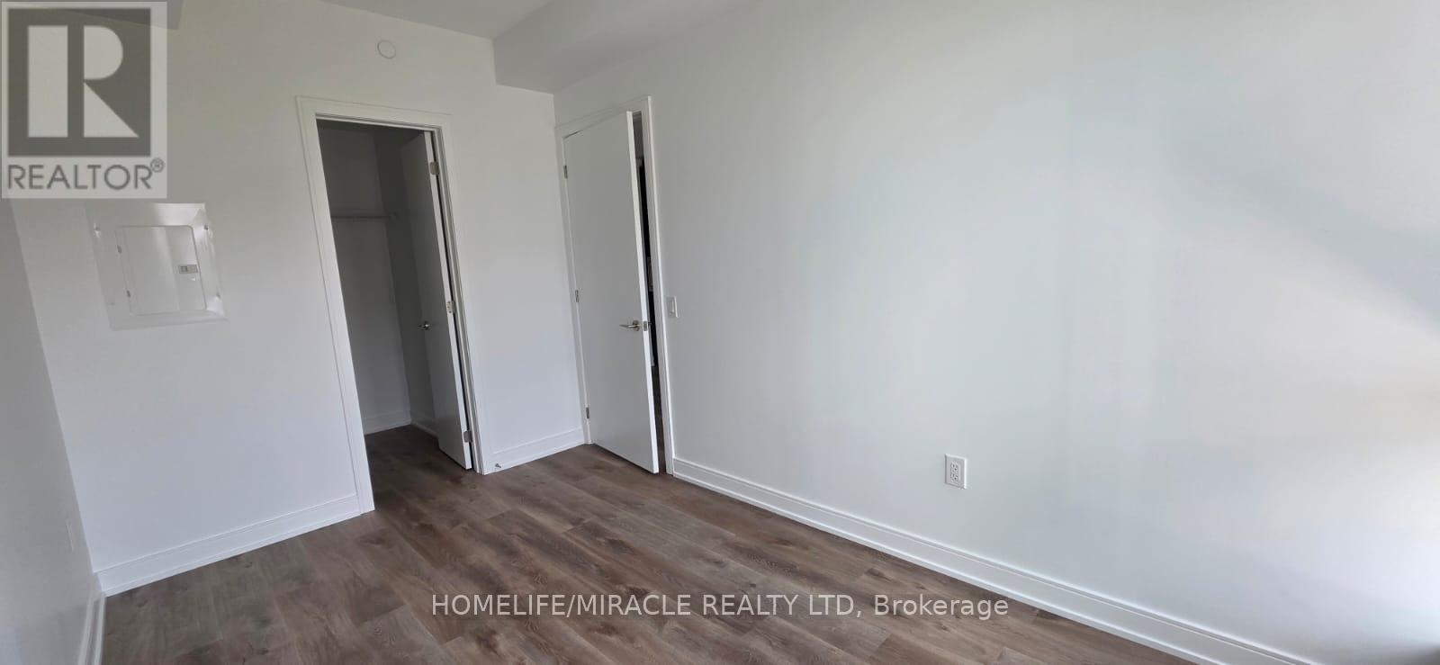 Photo 13 of 723 3009 Novar Road, Mississauga ON