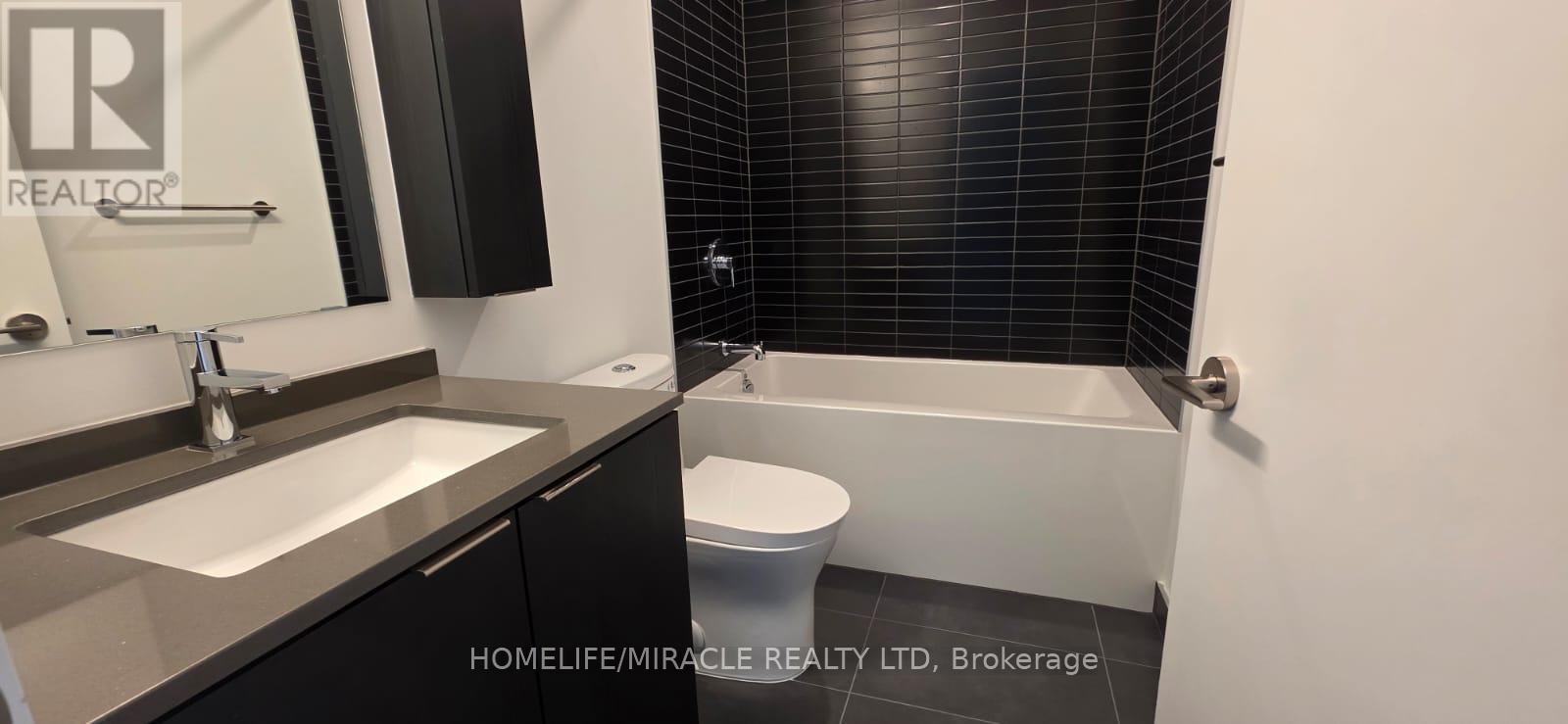 Photo 8 of 723 3009 Novar Road, Mississauga ON