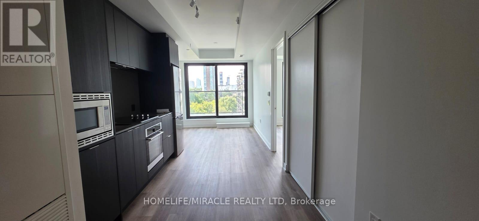 Photo 3 of 723 3009 Novar Road, Mississauga ON