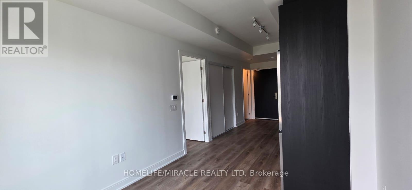 Photo 12 of 723 3009 Novar Road, Mississauga ON