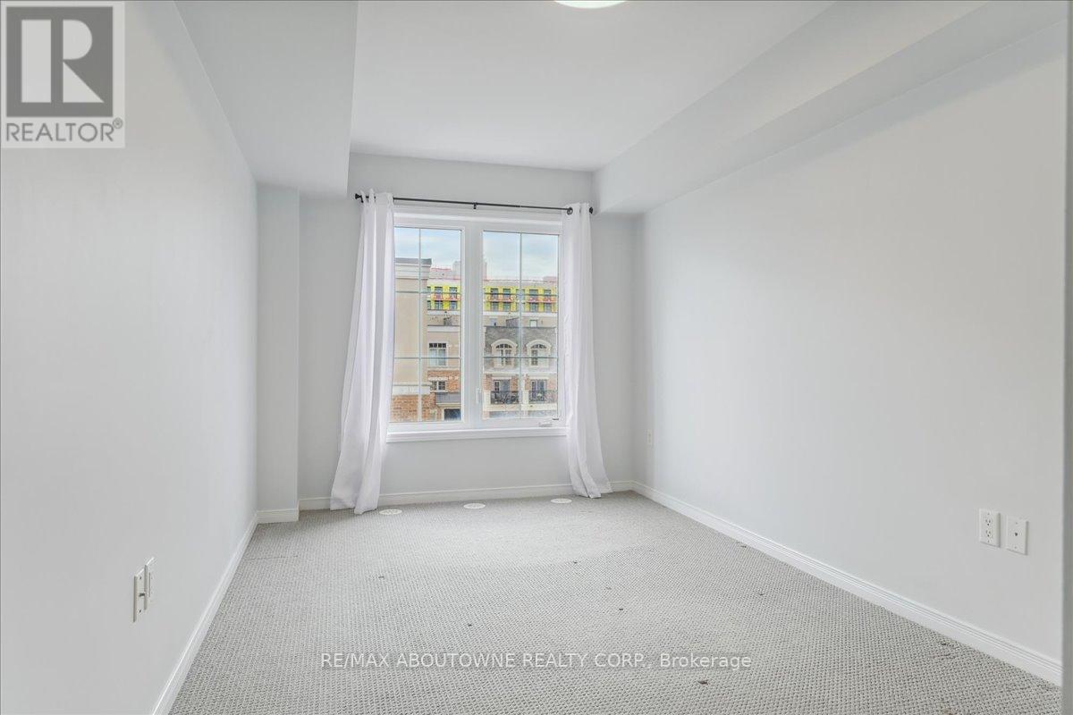 Photo 25 of 121 2441 Greenwich Road, Oakville ON