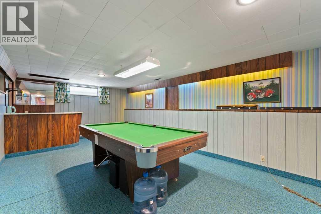 Photo 12 of 980 Canaveral Crescent Sw, Calgary AB