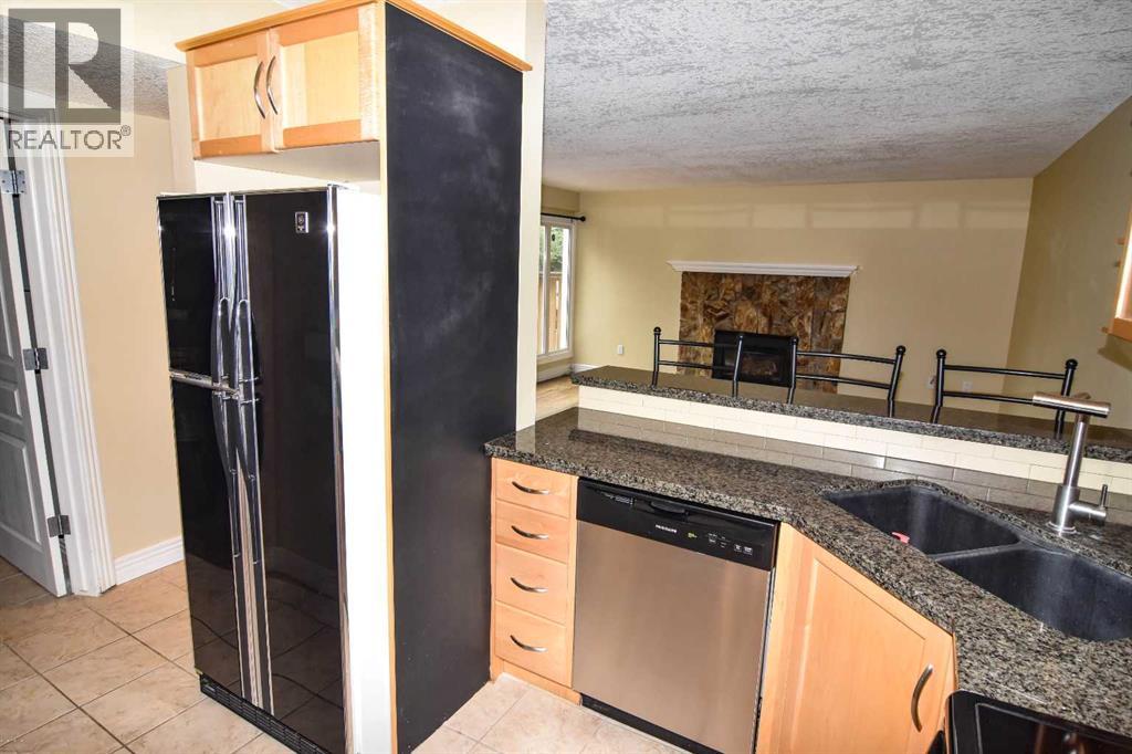 Single Family House for Sale in   Glamis Green SW Glamorgan Calgary 