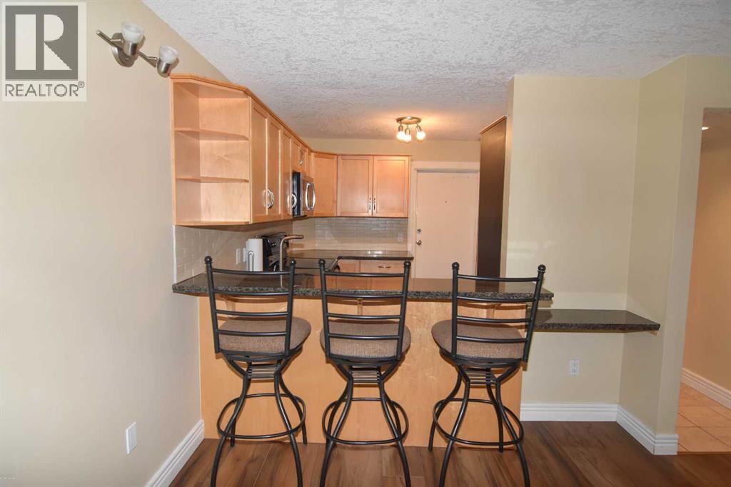 Single Family House for Sale in   Glamis Green SW Glamorgan Calgary 