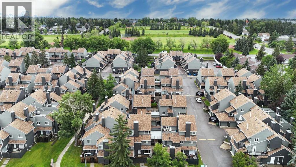 Single Family House for Sale in   Glamis Green SW Glamorgan Calgary 