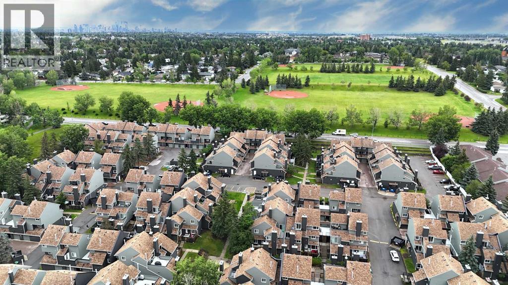 Single Family House for Sale in   Glamis Green SW Glamorgan Calgary 